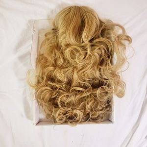 100% human hair  Natural light blonde full wigs